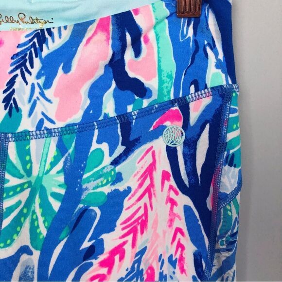 LILLY PULITZER | LUXLETIC Gemma Crop Leggings in Jet Stream Bow Strap Women’s XS - Picture 4 of 14